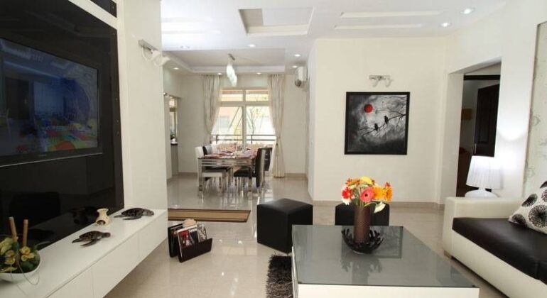 Assotech Blith Apartment Interiors (4)